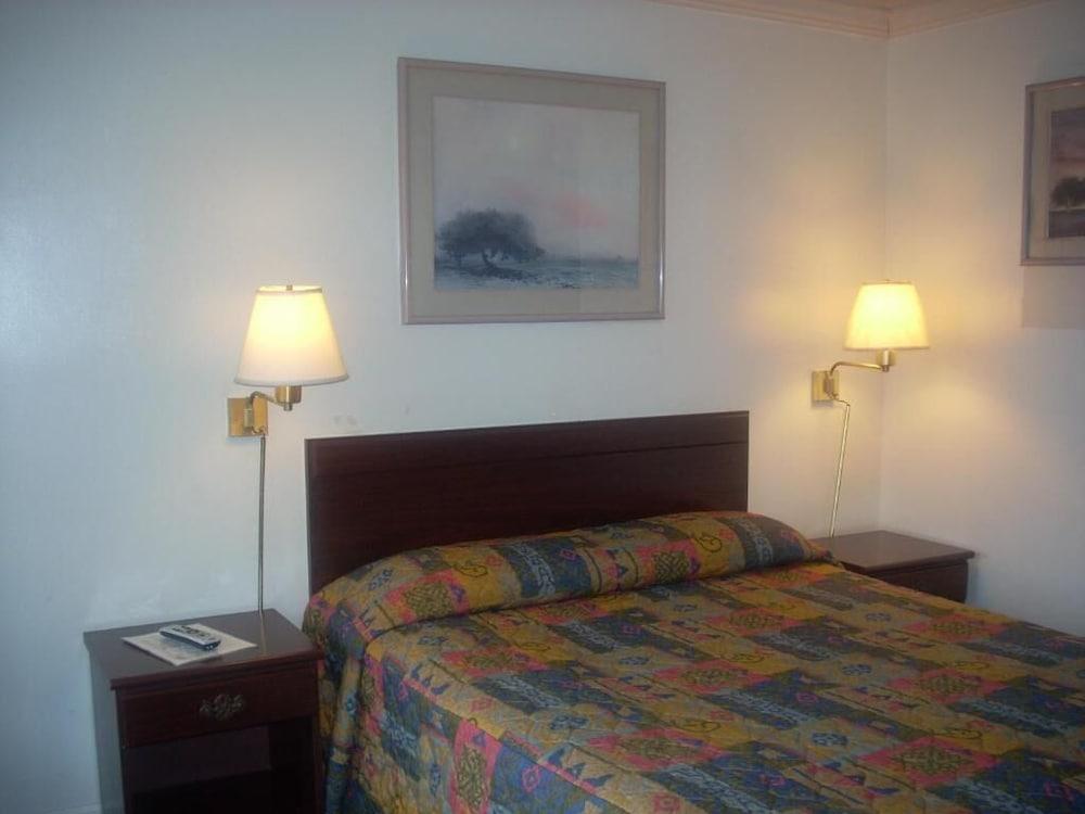 Economy Inn Monterey Seaside Exterior foto